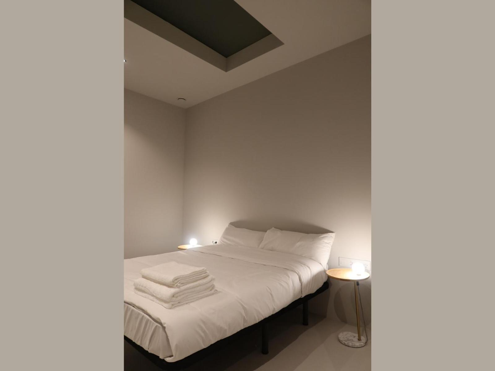 Nuit Hotel バレンシア エクステリア 写真